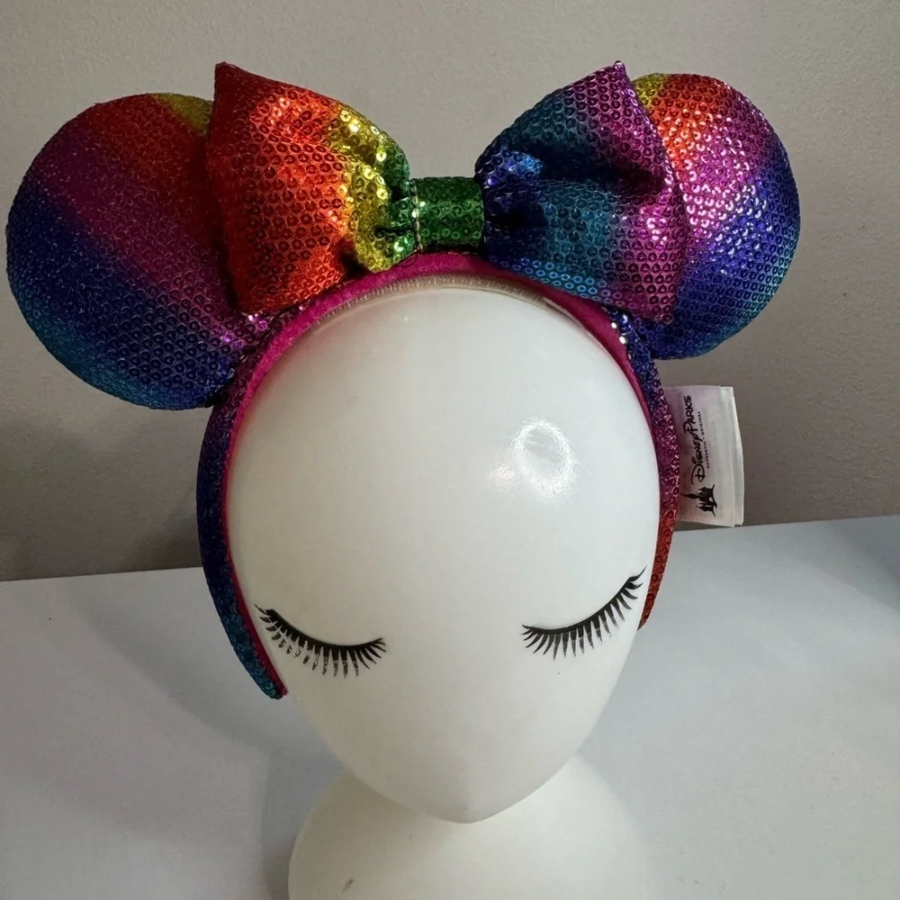 DISNEY Retired Rainbow Sequin Minnie Mouse Ears